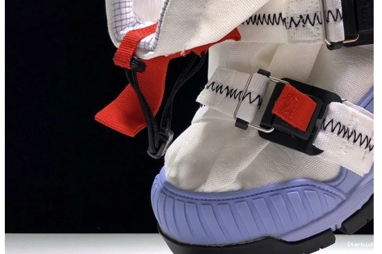 Yard Sachs' AH7767-101 - Mars Overshoe Nike 'Tom 1002